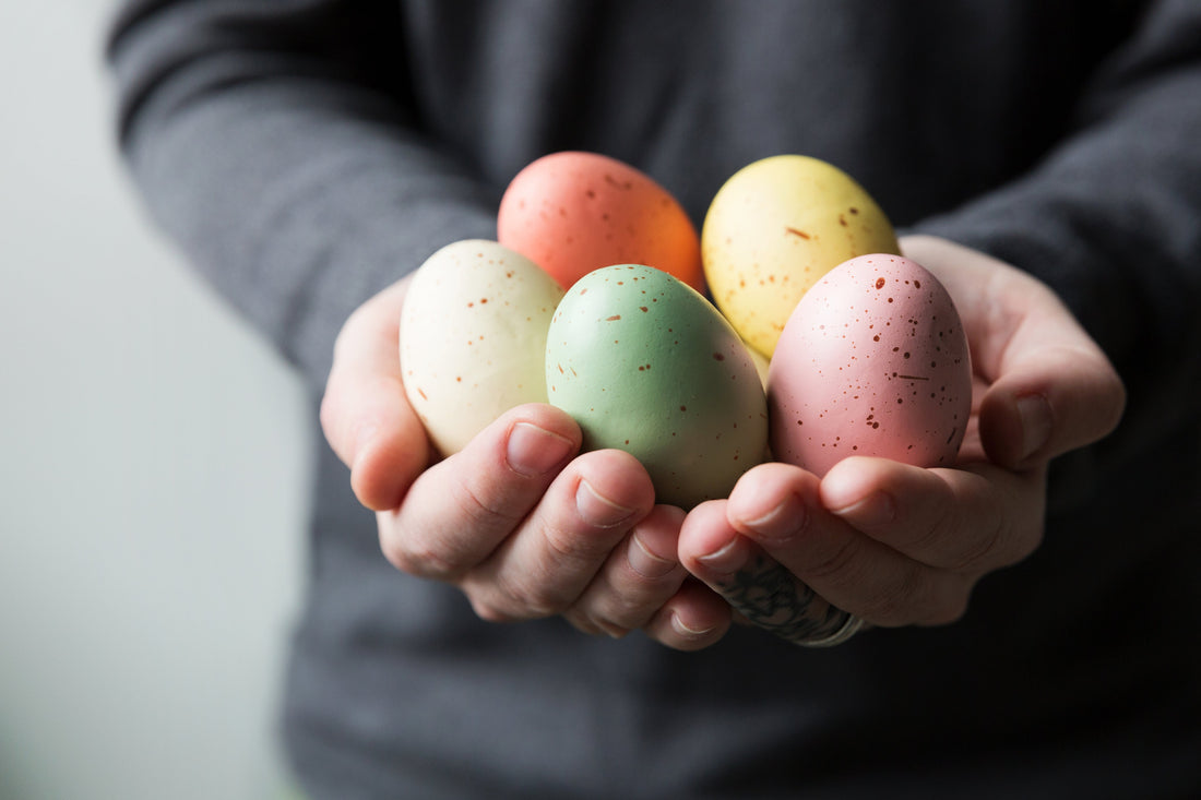 🥚 How to Color Eggs Naturally (Without Artificial Dyes)